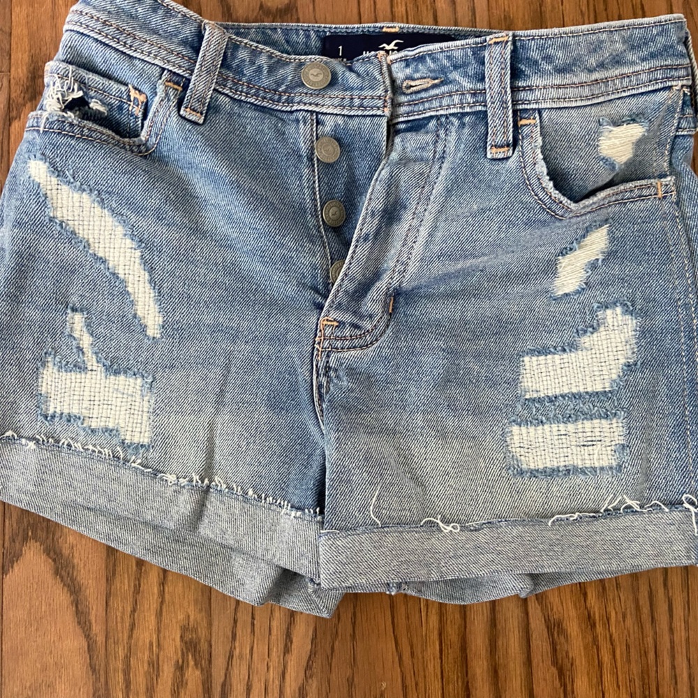 High-Rise Hollister Boyfriend Short